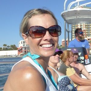 Meet your Posher, April